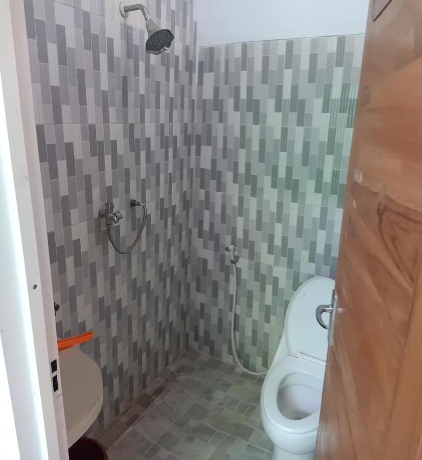 Latansa Homestay Banyuwangi  Buitenkant foto